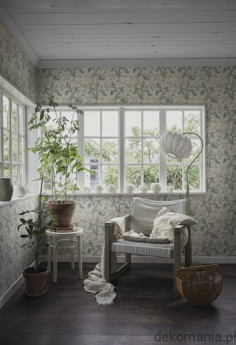 Copy of S10252_interior2.jpg