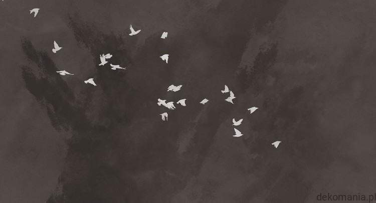 Fototapeta na wymiar złote ptaki na betonowym tle MU13051 Cherry flight.jpg