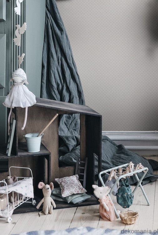 Copy of S10297_interior2.jpg