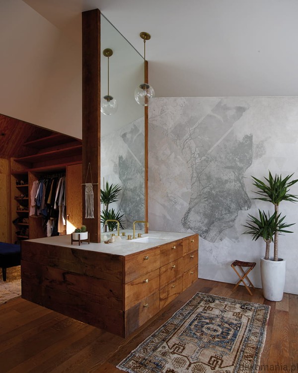 Fototapeta ścienna do sypialni niebo, lot ptaków i kobieta MU12001 New divide.jpg