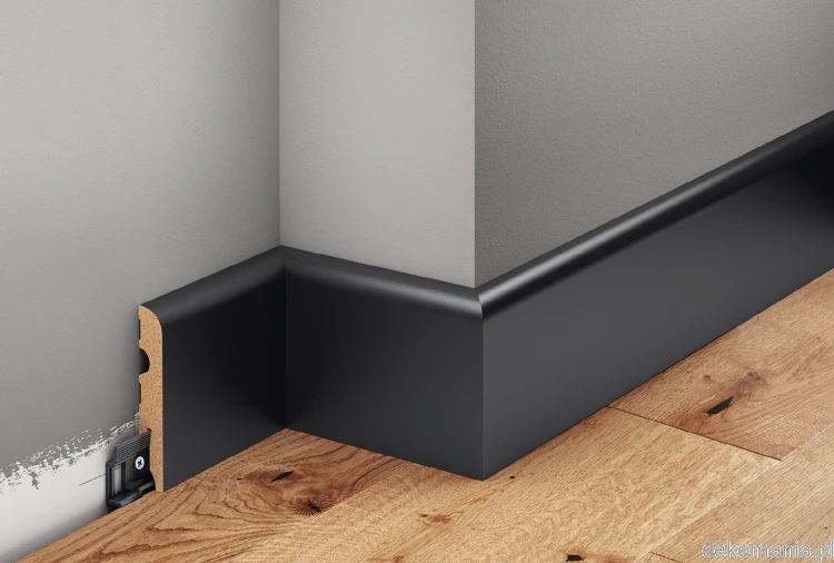 Czarna listwa lakierowana wys. 8cm MDF Creativa LMDF-03.png