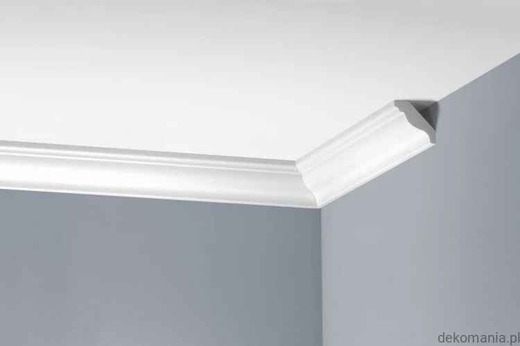 Biała listwa przysufitowa gładka 4x4cm LGG-24 Creativa LGG24.jpg