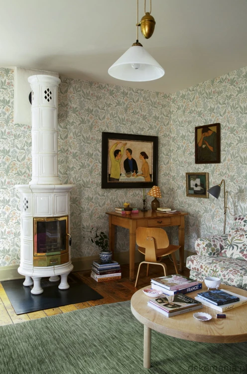 S10160_image2.jpg