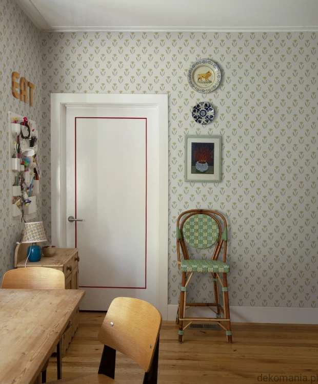 S10137_interior2.jpg
