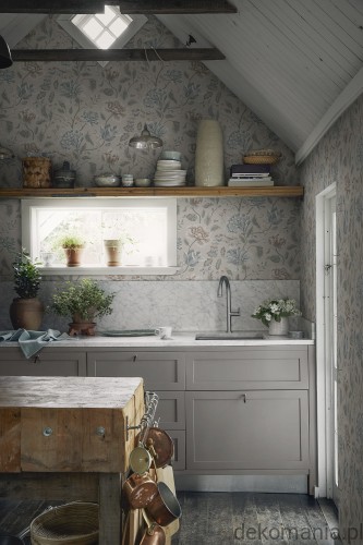 Copy of S10262_interior2.jpg