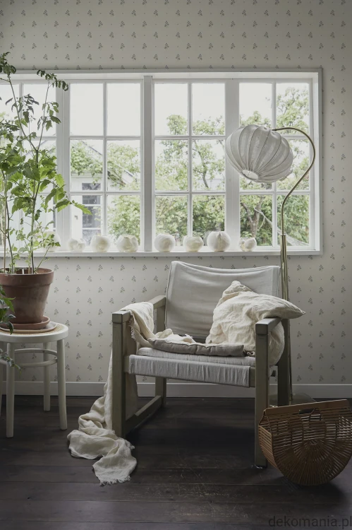 Copy of S10267_interior2.jpg