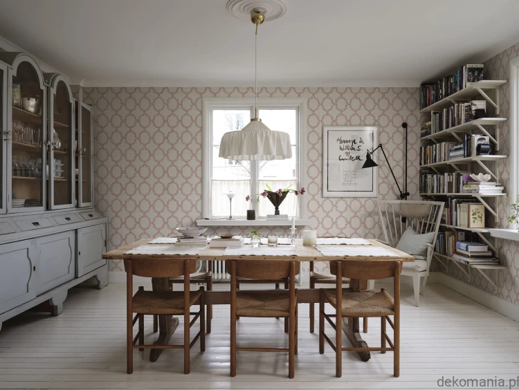 S10388_interior1.jpg