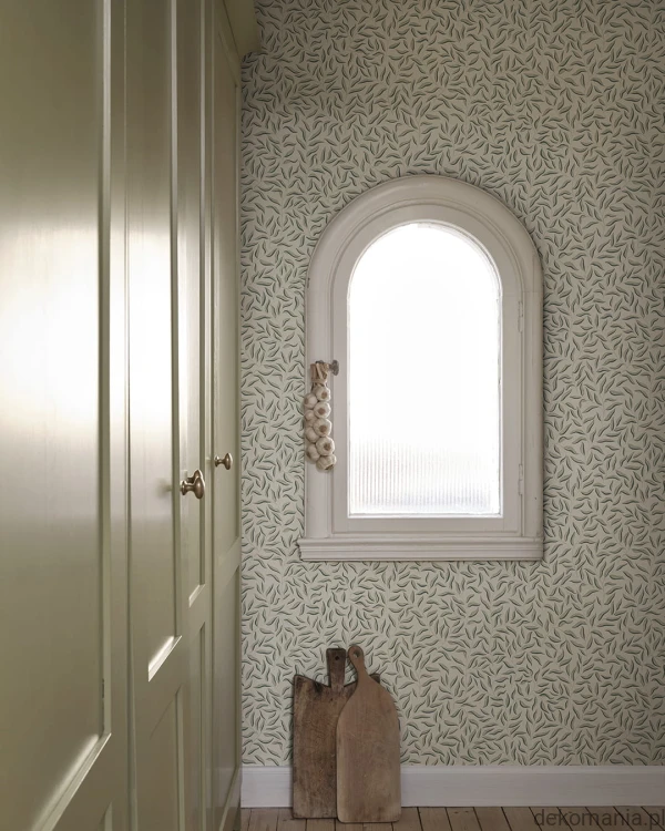 807-38_Karolina_Green_Sandberg-Wallpaper_interior3_i.jpg