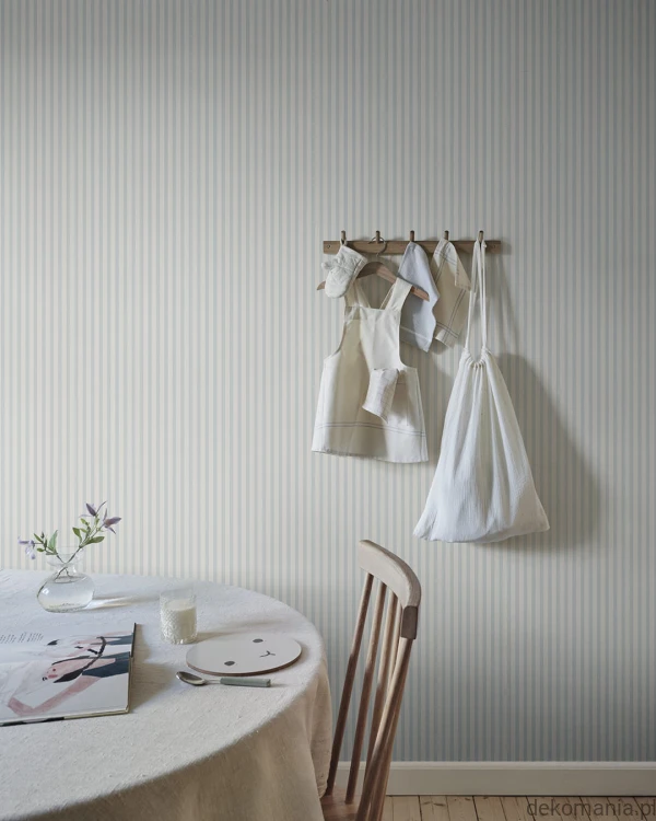 S10627_Estelle_Light-Blue_Sandberg-Wallpaper_interior2_i.jpg