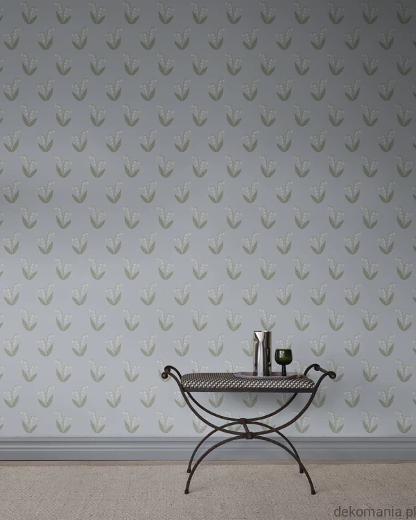 S10634_Lilly_Light-Blue_Sandberg-Wallpaper_interior2_i.jpg