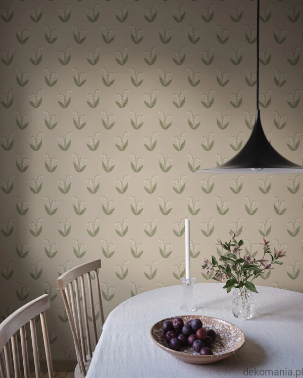 S10635_Lilly_Blush_Sandberg-Wallpaper_interior2_i.jpg