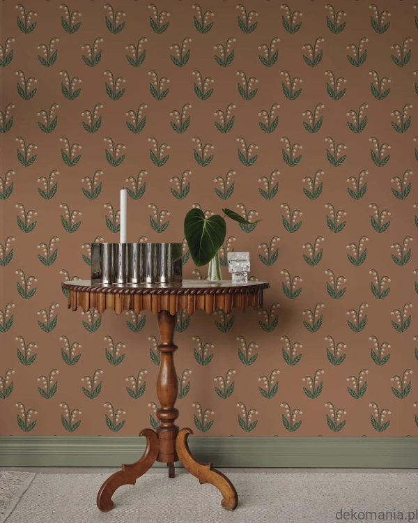 S10636_Lilly_Terracotta_Sandberg-Wallpaper_interior2_i.jpg